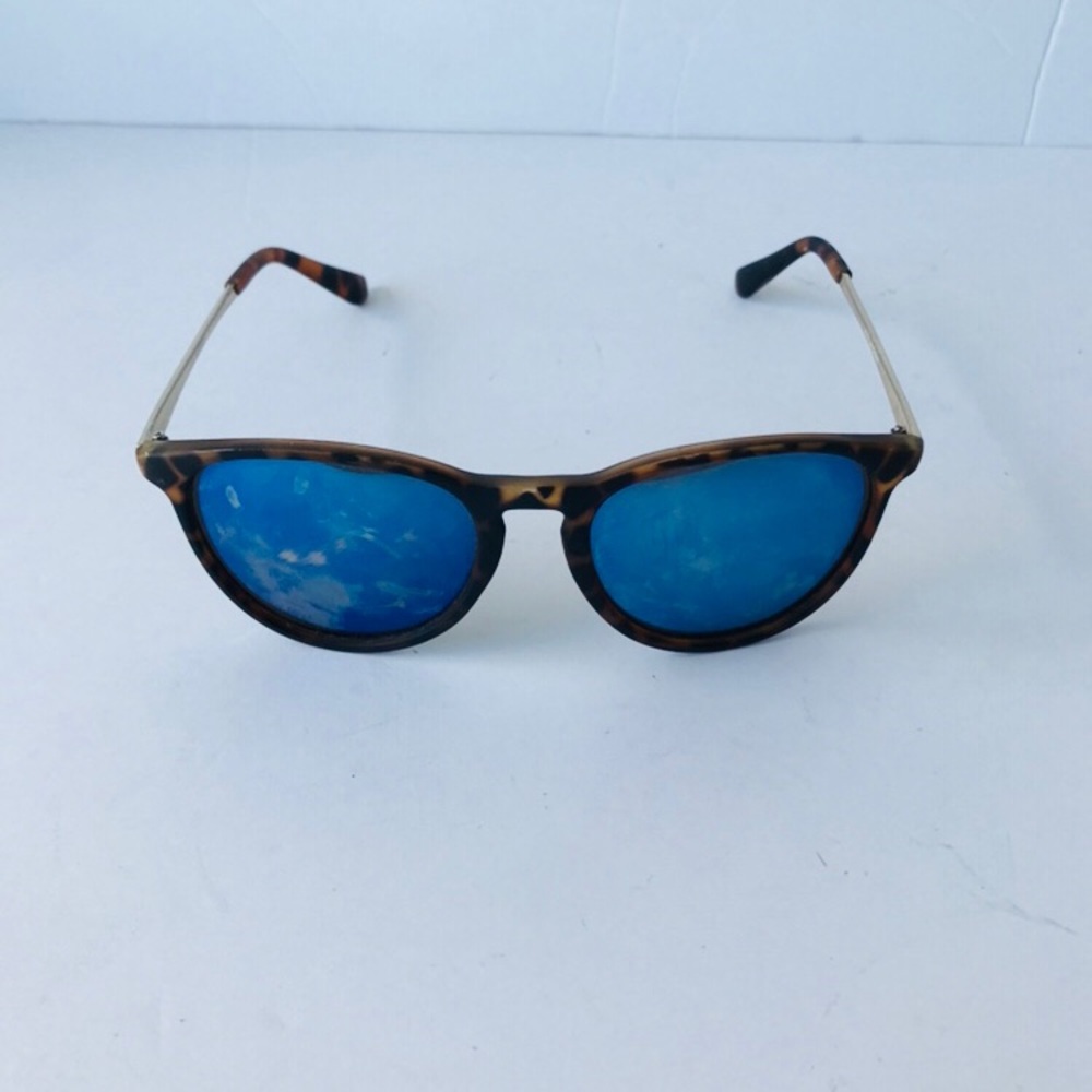 Sunglasses Animal Print - Picture 4 of 4